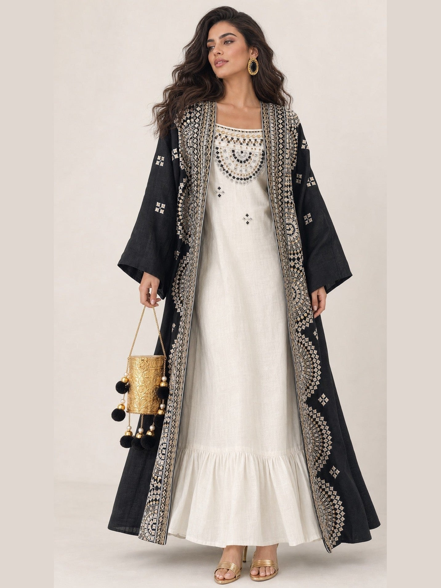 2 Pieces embroidered linen Kaftan/Dara'a Black & White I دراعة كويتية فخمة مطرزة من قطعتين