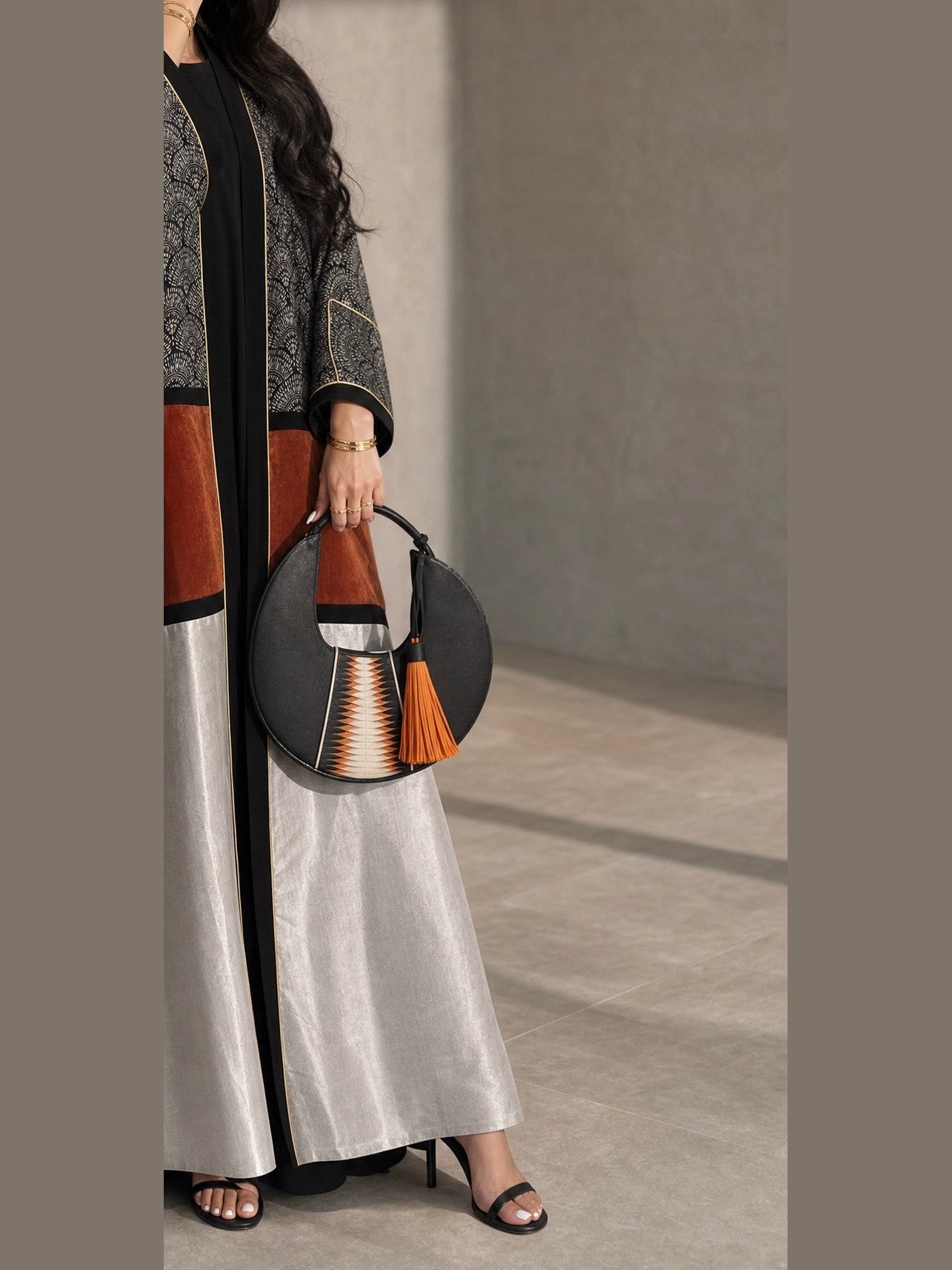 The Mosaic Abaya I عباية الفسيفساء والمخمل