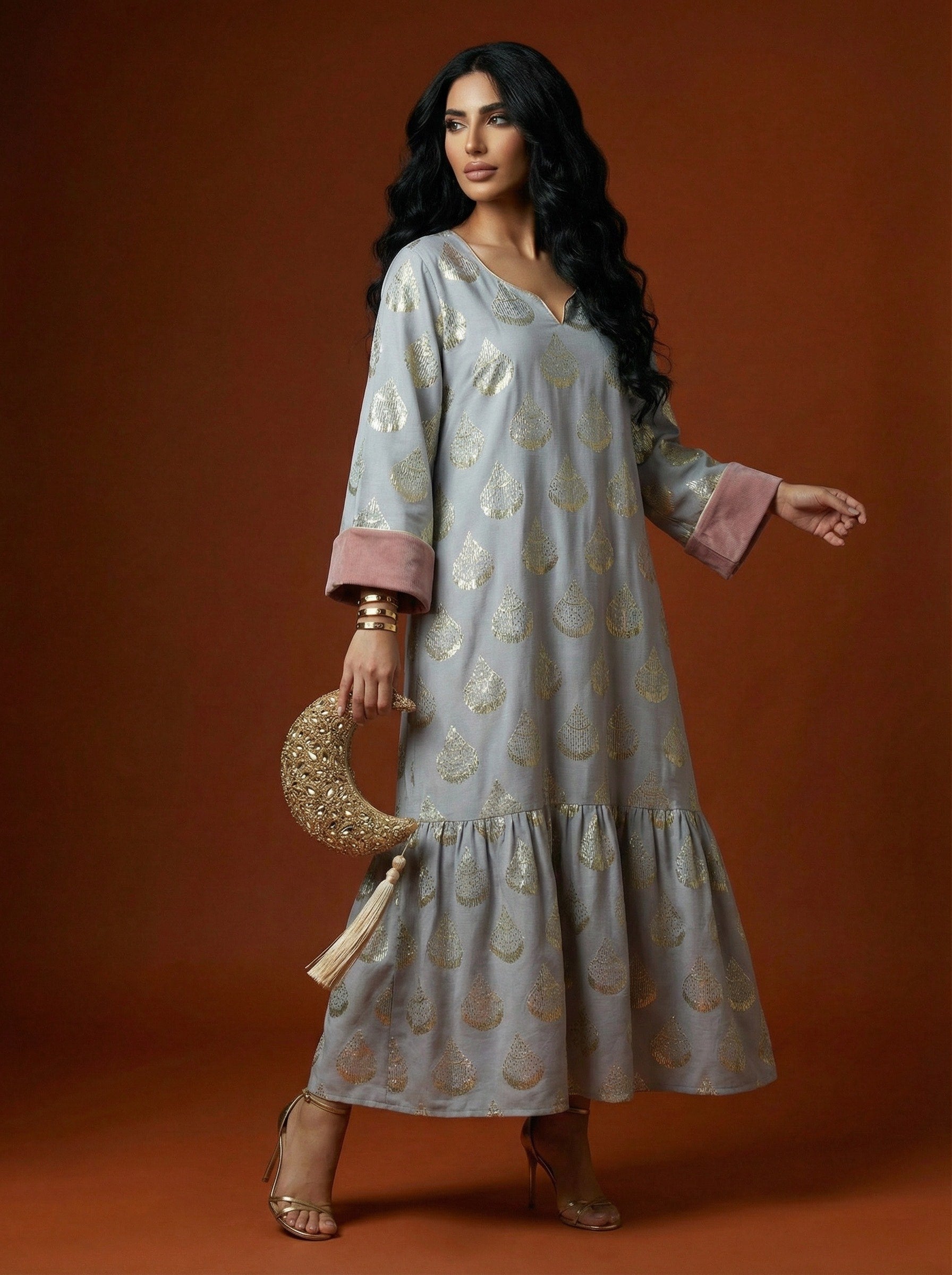 Grey filigree embroidered jalabiya