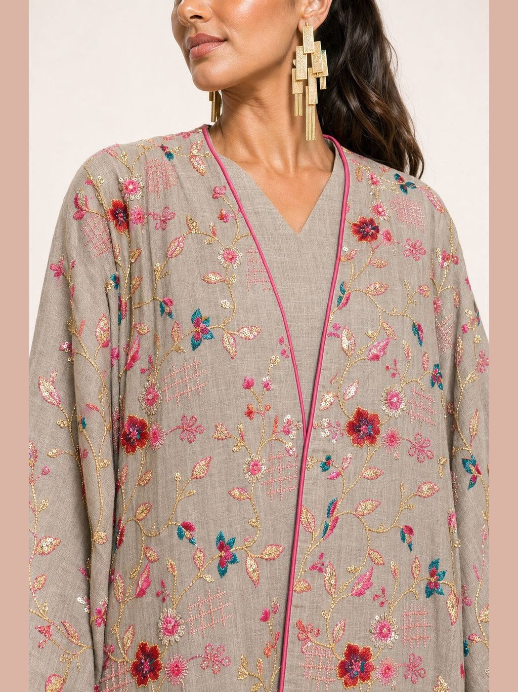 2 Pieces Embroidered Linen Kaftan/Dara'a in Beige & Fuchsia I دراعة قطعتين من الكتان المطرز باللون البيج والفوشي