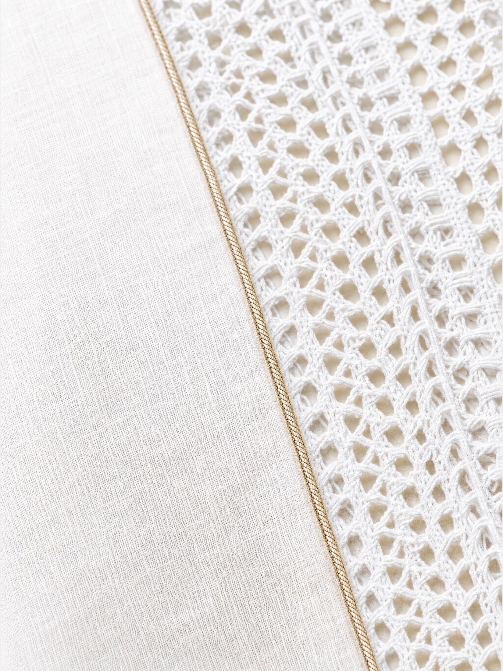 Krochet Linen Abaya Off White I عباية من الكتان والكروشيه من قطعتين